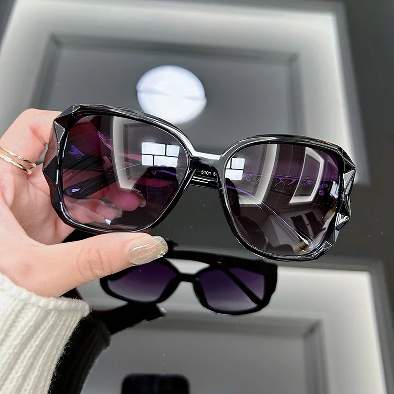 Vintage Oversized Sunglasses W - Designer Sunglasses review and price